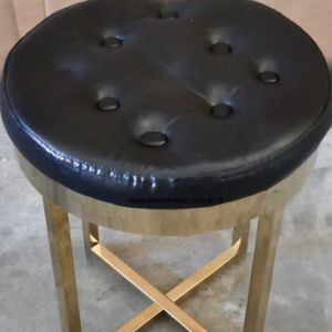 black round bench_cleanup